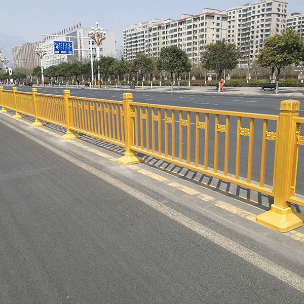 黑河市政道路隔離護(hù)欄